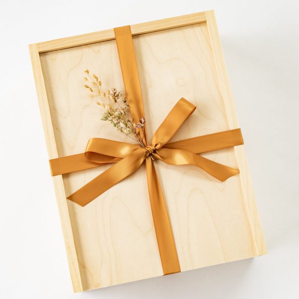 Santa Barbara Rosé Gift Box Fashion - Image 2